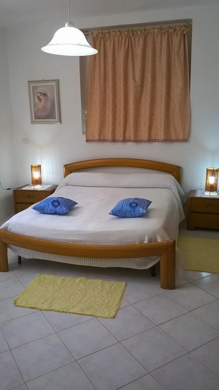 Sa Domu Sarda Casa Vacanza ピシーナス 部屋 写真