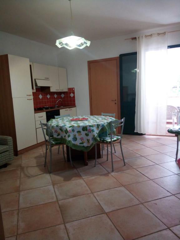 Sa Domu Sarda Casa Vacanza ピシーナス エクステリア 写真