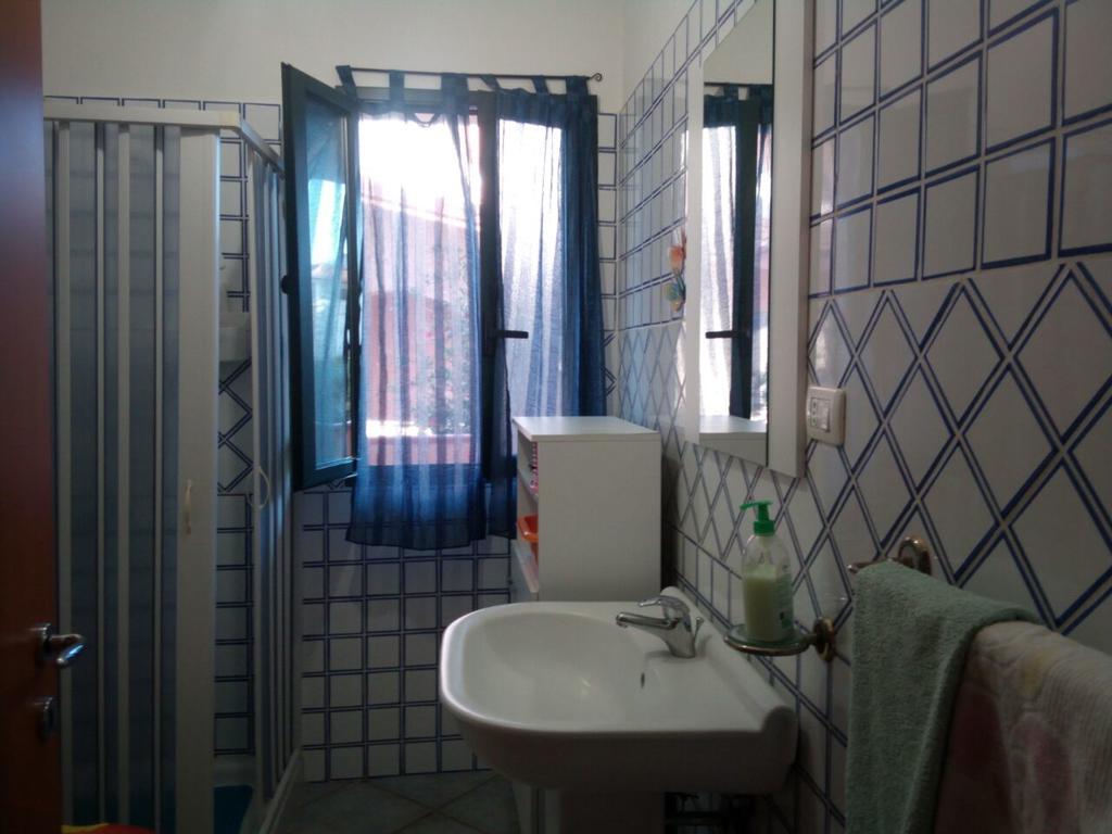 Sa Domu Sarda Casa Vacanza ピシーナス エクステリア 写真