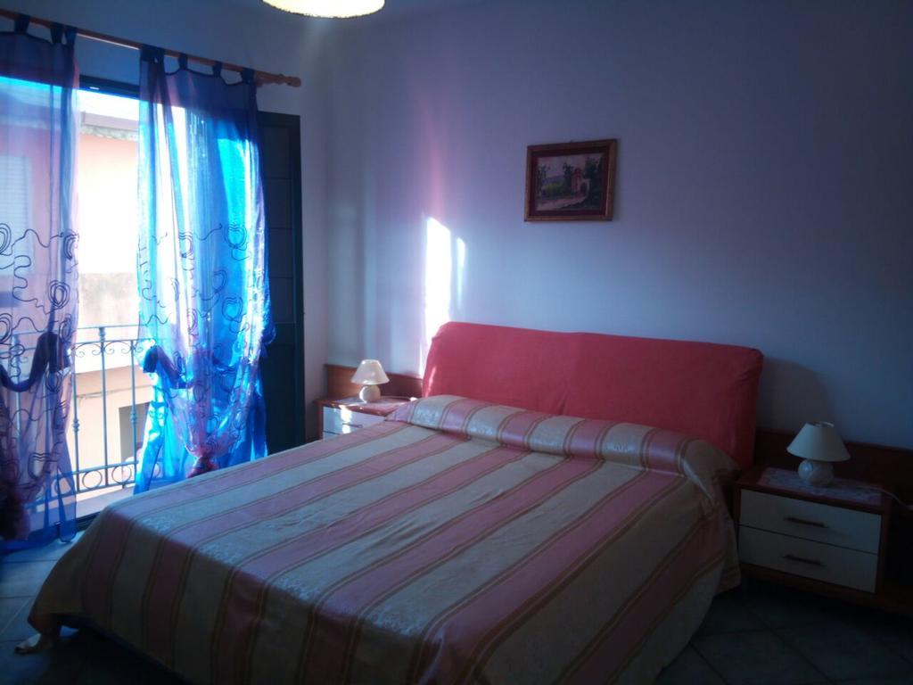 Sa Domu Sarda Casa Vacanza ピシーナス エクステリア 写真
