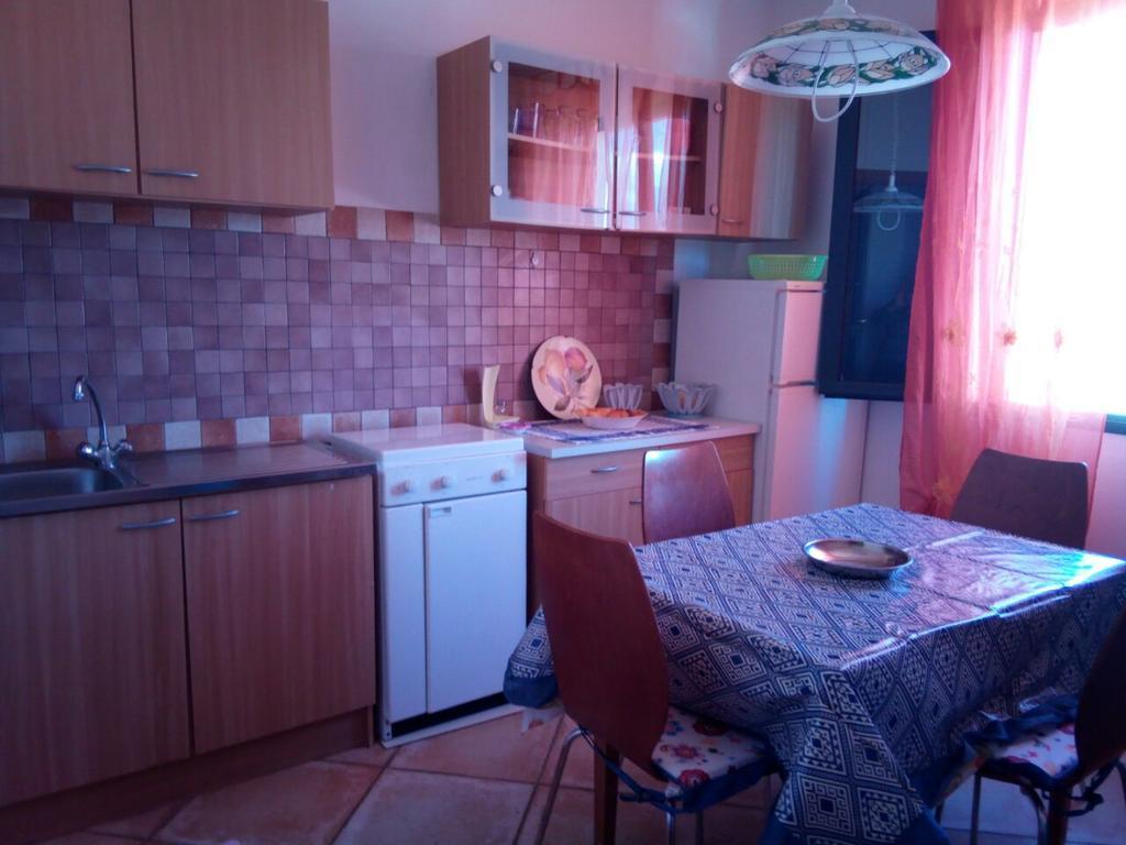 Sa Domu Sarda Casa Vacanza ピシーナス エクステリア 写真